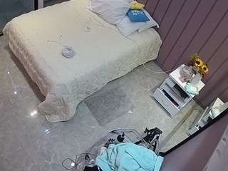 voyeurcam-casa-salsa-bedroom-7