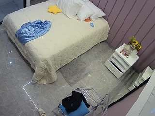 voyeurcam-casa-salsa-bedroom-7