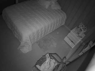 voyeurcam-casa-salsa-bedroom-7