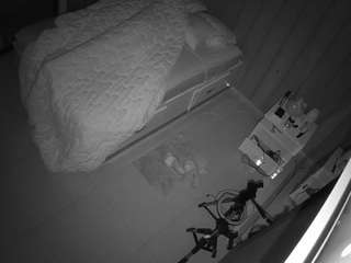voyeurcam-casa-salsa-bedroom-7