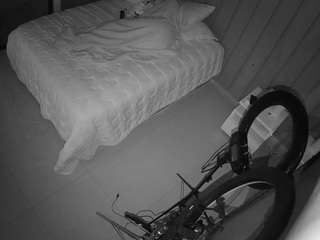 voyeurcam-casa-salsa-bedroom-7