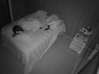 voyeurcam-casa-salsa-bedroom-7