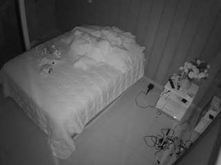voyeurcam-casa-salsa-bedroom-7