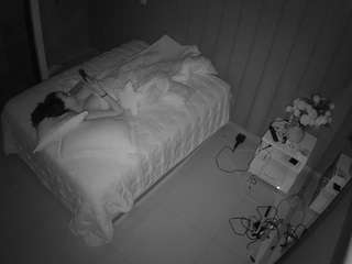 voyeurcam-casa-salsa-bedroom-7