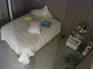 voyeurcam-casa-salsa-bedroom-7