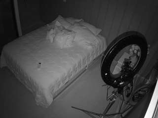 voyeurcam-casa-salsa-bedroom-7