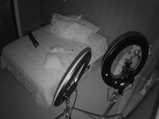 voyeurcam-casa-salsa-bedroom-7