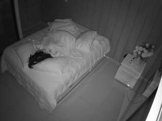 voyeurcam-casa-salsa-bedroom-7