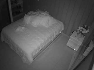 voyeurcam-casa-salsa-bedroom-7