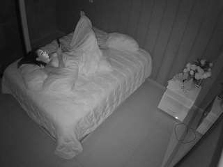 voyeurcam-casa-salsa-bedroom-7