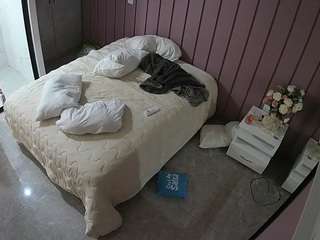 voyeurcam-casa-salsa-bedroom-7