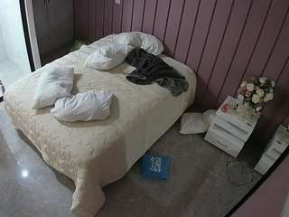 voyeurcam-casa-salsa-bedroom-7