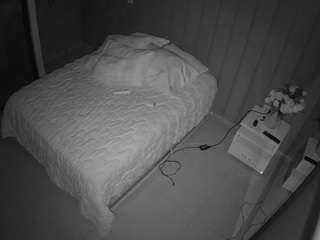 voyeurcam-casa-salsa-bedroom-7