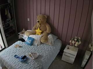 voyeurcam-casa-salsa-bedroom-7