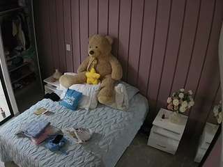 voyeurcam-casa-salsa-bedroom-7