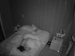 voyeurcam-casa-salsa-bedroom-7