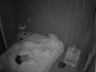 voyeurcam-casa-salsa-bedroom-7