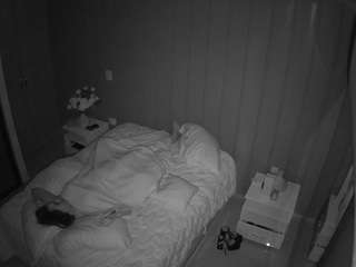 voyeurcam-casa-salsa-bedroom-7