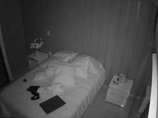 voyeurcam-casa-salsa-bedroom-7