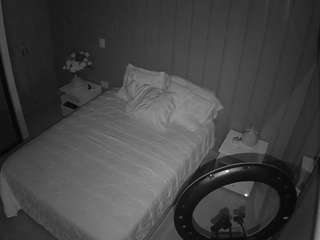 voyeurcam-casa-salsa-bedroom-7
