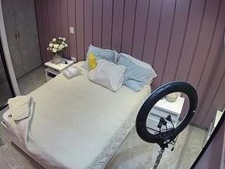 このモデルは現在ライブ中です。 voyeurcam-casa-salsa-bedroom-7