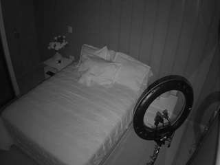 Ce modèle est en direct maintenant. voyeurcam-casa-salsa-bedroom-7