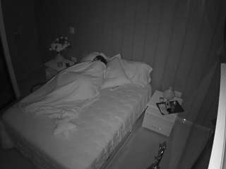 voyeurcam-casa-salsa-bedroom-7