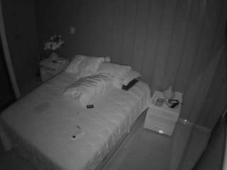 voyeurcam-casa-salsa-bedroom-7
