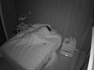 voyeurcam-casa-salsa-bedroom-7