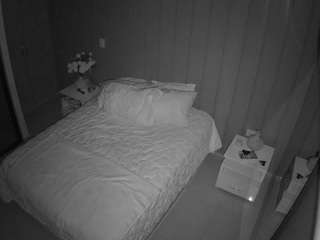 voyeurcam-casa-salsa-bedroom-7