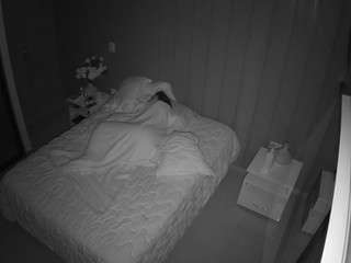 voyeurcam-casa-salsa-bedroom-7
