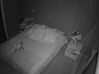 voyeurcam-casa-salsa-bedroom-7