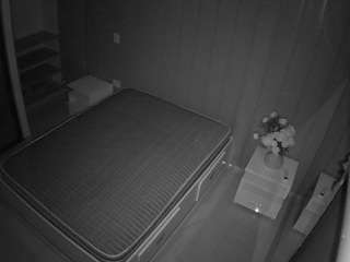 voyeurcam-casa-salsa-bedroom-7