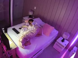 Casa Salsa Bedroom 7's Live Sex Cam Show