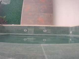 voyeurcam-casa-salsa-hottub
