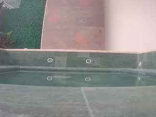 voyeurcam casa salsa hottub's Live Sex Cam Show