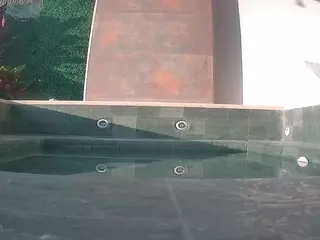 voyeurcam casa salsa hottub's Live Sex Cam Show