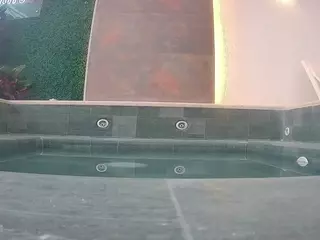 voyeurcam casa salsa hottub's Live Sex Cam Show