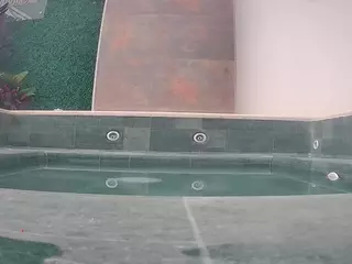 voyeurcam casa salsa hottub's Live Sex Cam Show