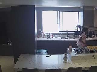 Hd, Young Adult, Voyeur, Teen  Camiqa – Free Live Video Chat with Strangers Online