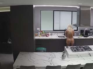 Hd, Young Adult, Voyeur, Teen  Camiqa – Free Live Video Chat with Strangers Online