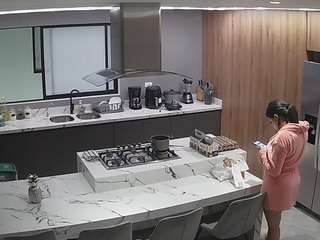 Hd, Young Adult, Voyeur, Teen  Camiqa – Free Live Video Chat with Strangers Online
