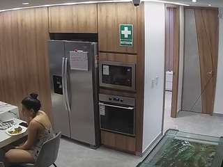 Hd, Young Adult, Voyeur, Teen  Camiqa – Free Live Video Chat with Strangers Online