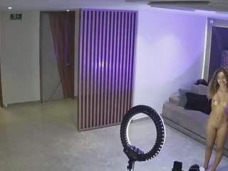 Hd, Young Adult, Voyeur, Teen  Camiqa – Free Live Video Chat with Strangers Online