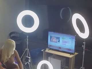Hd, Young Adult, Voyeur, Teen  Camiqa – Free Live Video Chat with Strangers Online