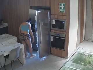 voyeurcam-casa-salsa-kitchen