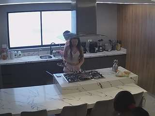 voyeurcam-casa-salsa-kitchen