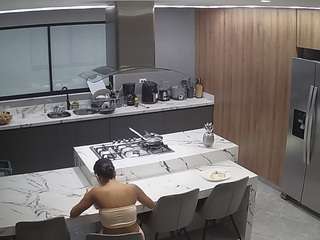 voyeurcam-casa-salsa-kitchen