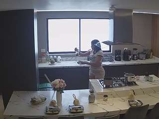 voyeurcam-casa-salsa-kitchen