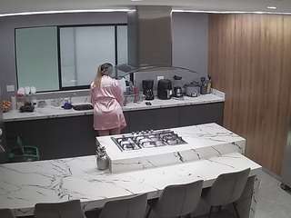 voyeurcam-casa-salsa-kitchen